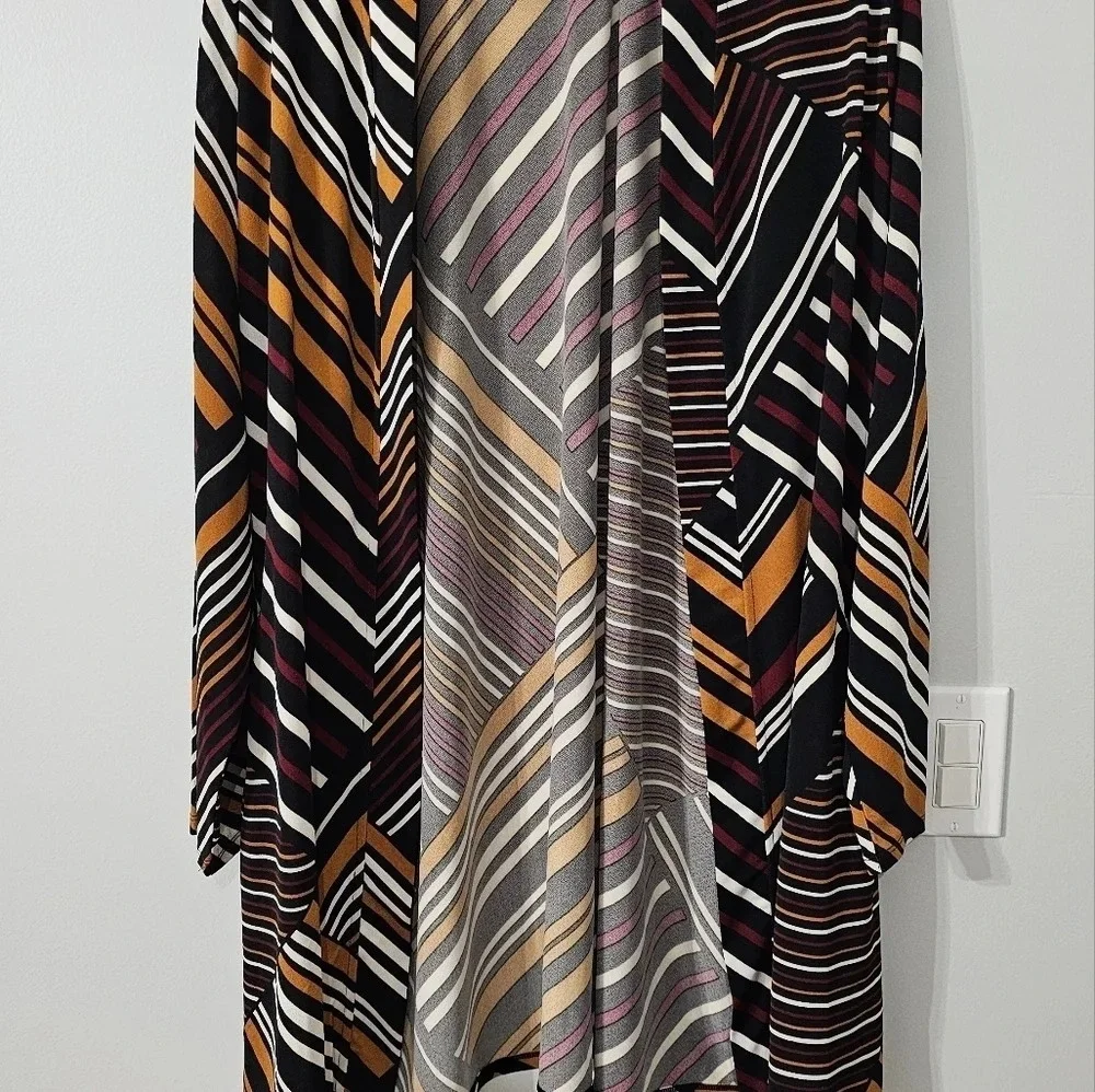 Chico’s Multicolor Travel Duster Jacket Size 4 NWT - Picture 10 of 10